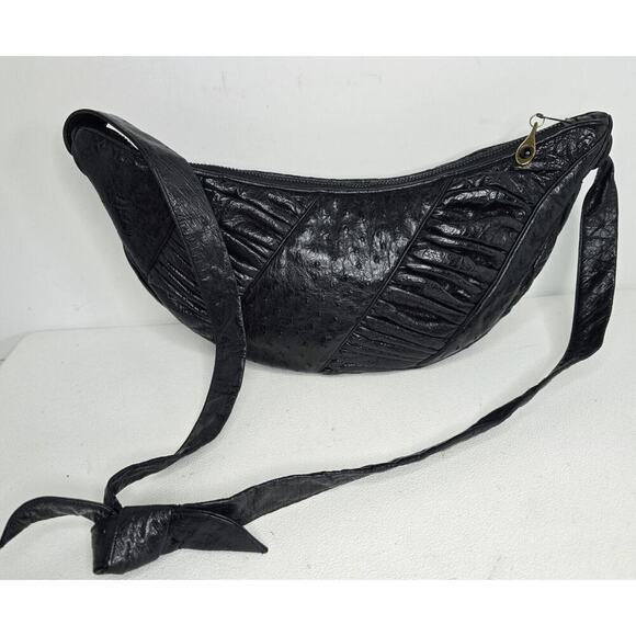 Vintage Judith Leiber Black Ostrich Leather Shoulder Bag Handbag Crescent Shape - Picture 1 of 16